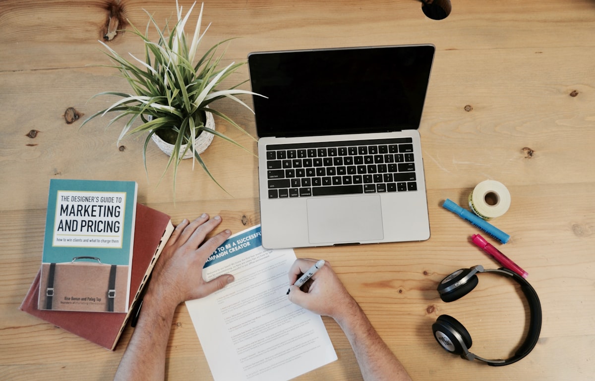Awenvia là gì: gom một ý tưởng thành bài SEO, pin Pinterest và post Instagram